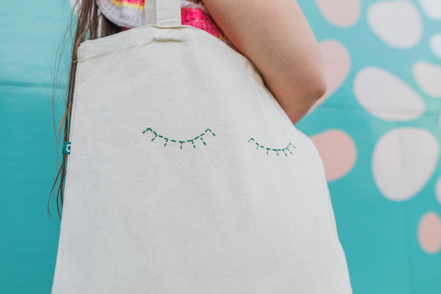 EYES WIDE CLOTHESd Tote Bag